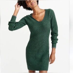 Abercrombie & Fitch V Neckline evergreen Chunky Cable Knit Sweater Dress M